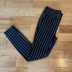 🖤Pinstripped Jeans🖤